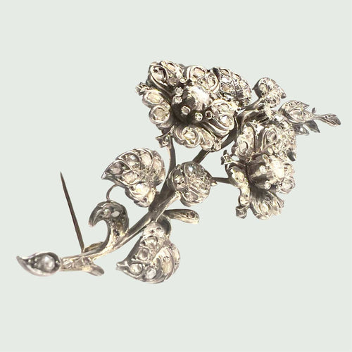 Broche Broche S.XIX époque antique or 18 kts et argent avec diamants 58 Facettes Q954A (910)