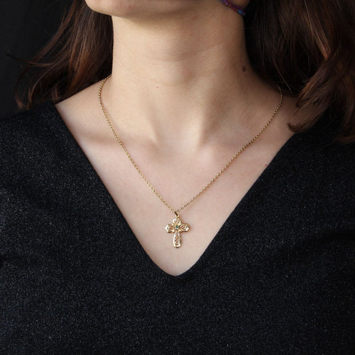Pendentif Pendentif croix en or jaune et émeraude 58 Facettes 19-455C