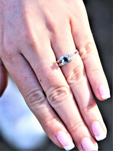 Bague 53 Mauboussin Bague Solitaire Chance of love Or blanc Saphir 58 Facettes 1655229CN