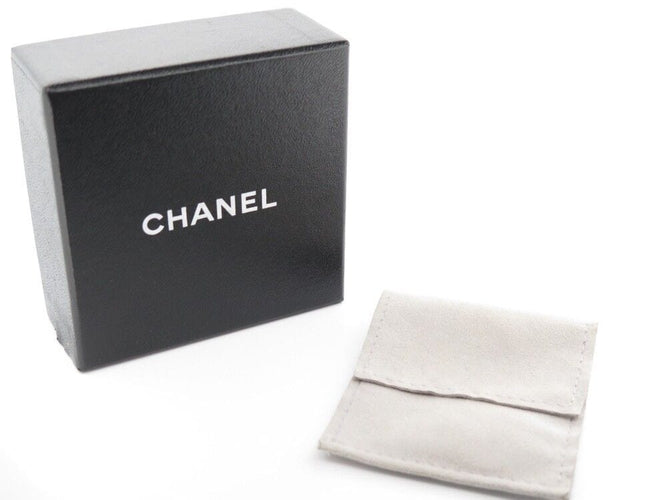 Bague 50 bague CHANEL trefle diamant solitaire 0.15ct en or blanc t50 58 Facettes 245161