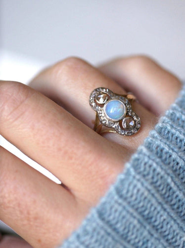 Bague marquise opale et diamants 58 Facettes