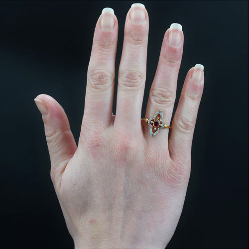 Bague 56 Bague ancienne rubis diamants trèfle élancé 58 Facettes 22-567