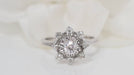 Ring 57 Daisy ring in white gold and diamonds 58 Facettes 31930
