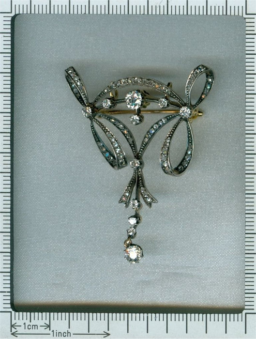 Broche Broche pendentif diamant 58 Facettes 21042-0174