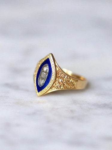 Bague marquise ancienne en or jaune et diamant sur émail bleu 58 Facettes