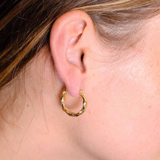 Boucles d'oreilles Boucles d'oreilles en or jaune et blanc 58 Facettes