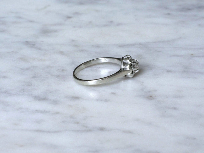 Bague Solitaire en or blanc et diamant 58 Facettes