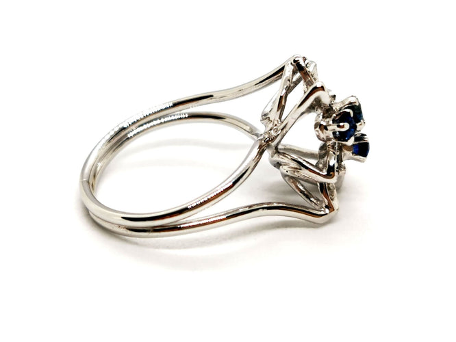 Bague 48 Bague Fleur Or blanc Saphir 58 Facettes 1313050CN