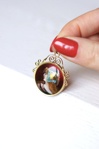 Pendentif Pendentif vintage émail de Limoges en or jaune 58 Facettes