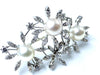 Broche Broche raffinée "marguerites" avec diamants et perles 58 Facettes