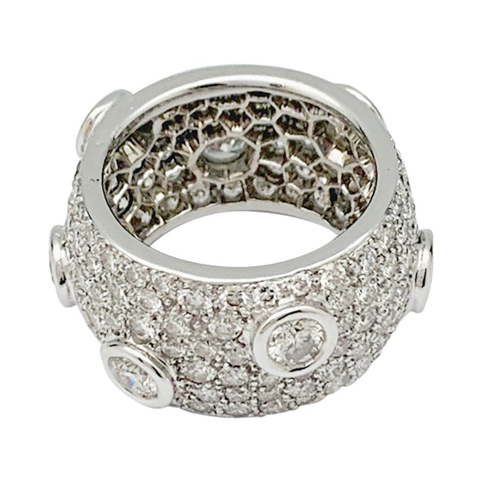 Bague Bague bandeau or blanc, diamants. 58 Facettes