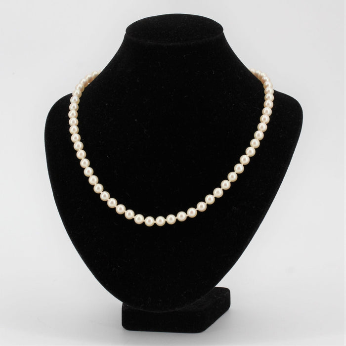 Collier Collier de perles de culture et son fermoir diamants rubis 58 Facettes 21-332