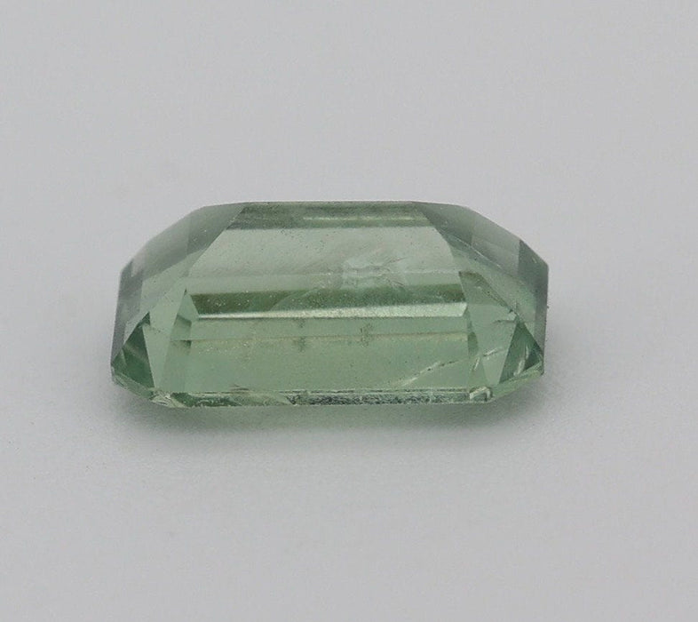 Gemstone Saphir vert 1.09cts non chauffé 58 Facettes 106