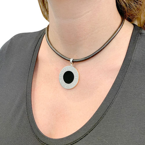 Collier Collier Bulgari "Bulgari Bulgari" or jaune, acier, onyx. 58 Facettes 33498