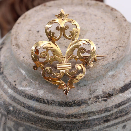 Broche Broche ancienne fleur de lys or jaune 58 Facettes 11-030