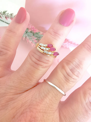 Bague Bague Rubis navettes Diamants 58 Facettes AA 1569