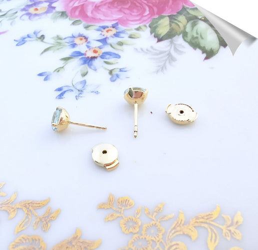 Boucles d'oreilles Boucles d'oreilles puces Aigue-marine 58 Facettes AA 1528