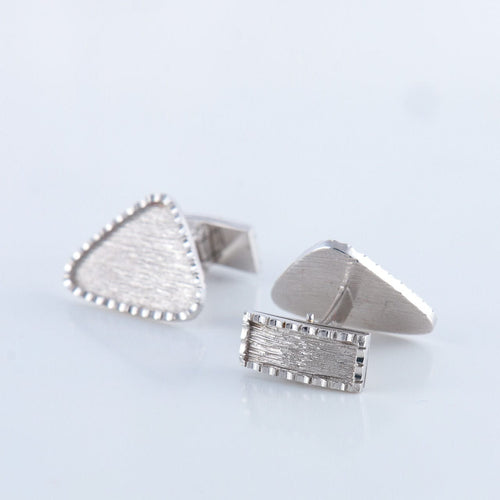 Boutons de manchette Boutons de manchette Triangles 58 Facettes JE142