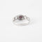Bague 51 Bague en Or blanc, diamants & rubis 58 Facettes