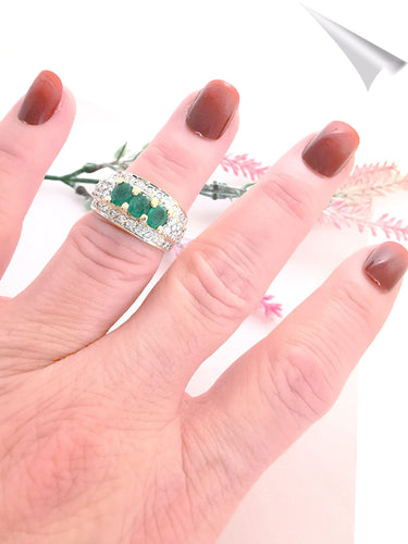 Bague 55 Bague Emeraudes, Diamants et Or 58 Facettes AA 1540