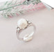 Bague Bague Perle de culture blanche Diamants Or Blanc 58 Facettes AA 1500