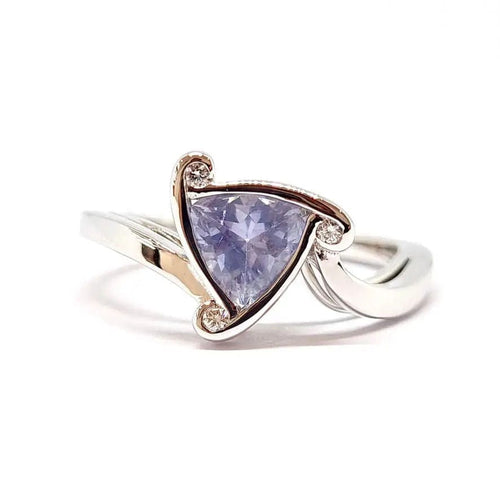 Bague Bague saphir milky diamants or blanc 58 Facettes