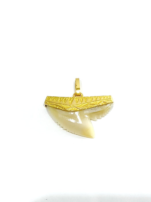 Pendentif Pendentif Or jaune dent de requin 58 Facettes