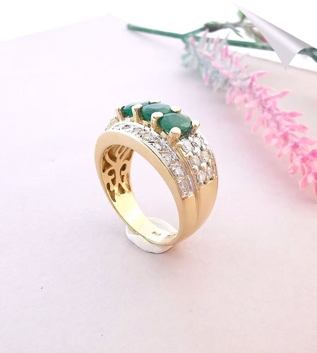 Bague 55 Bague Emeraudes, Diamants et Or 58 Facettes AA 1540