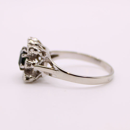 Bague Bague Marguerite or blanc saphir et diamants 58 Facettes