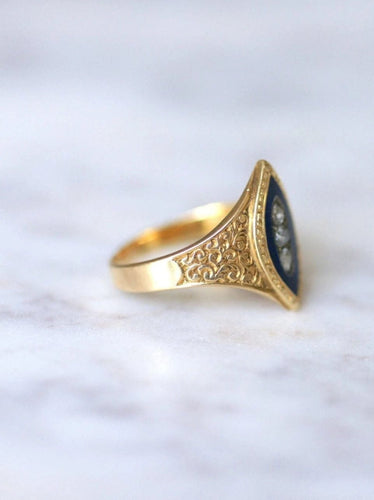 Bague marquise ancienne en or jaune et diamant sur émail bleu 58 Facettes