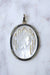 Pendentif Médaille ancienne Art Déco Vierge sur nacre, or blanc, et perles 58 Facettes