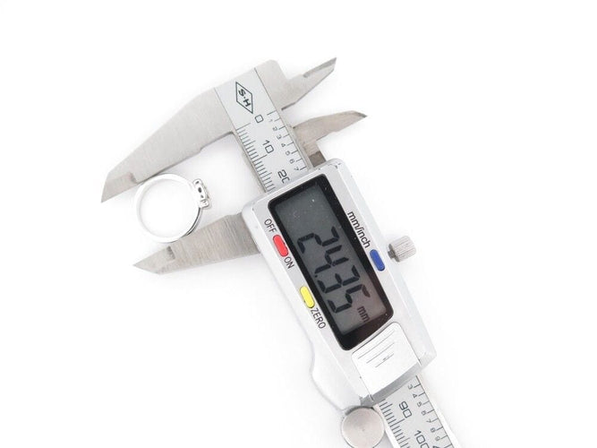 Bague 50 bague CHANEL trefle diamant solitaire 0.15ct en or blanc t50 58 Facettes 245161