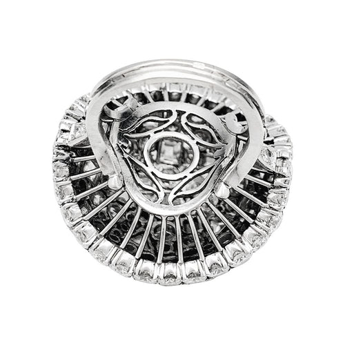 Bague 57 Bague de cocktail platine et diamants. 58 Facettes 30974