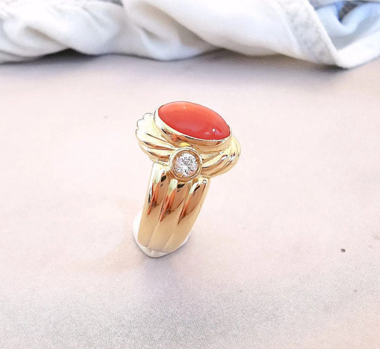 Bague Bague en Or jaune & Corail cabochon 58 Facettes AA 1385
