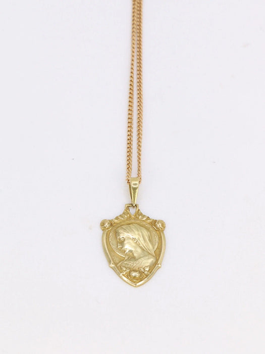 Pendentif Médaille Art Nouveau  Vierge par P. Lasserre 58 Facettes 912