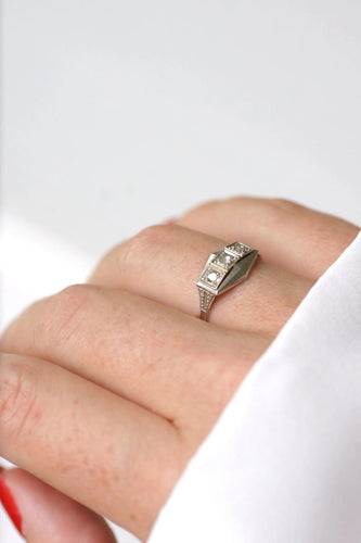 Bague Bague bandeau Art Déco diamants 58 Facettes