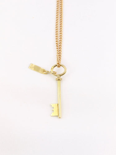 Pendentif Pendentif porte-bonheur vintage Clé or jaune 58 Facettes