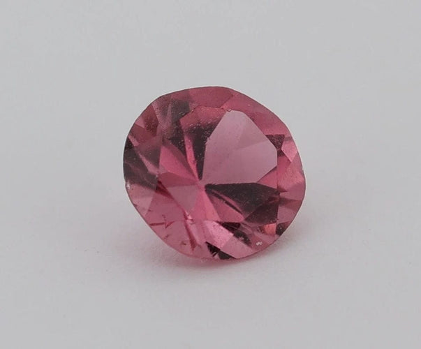 Gemstone Saphir rose non chauffée 0.62cts 58 Facettes 161