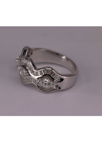 Bague Bague Waves Or blanc et Diamants 58 Facettes RNG2506