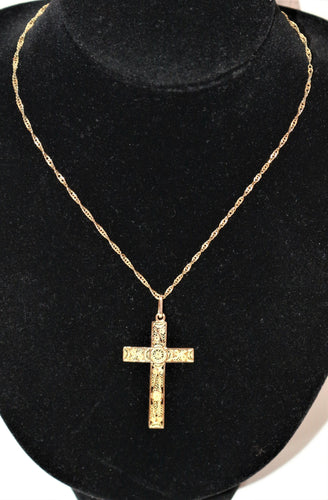 Pendentif Croix pendentif en or jaune filigrané 58 Facettes 484