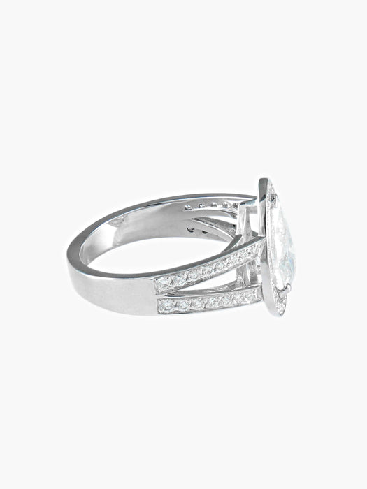 Bague 52 Bague Diamant taille Poire 58 Facettes