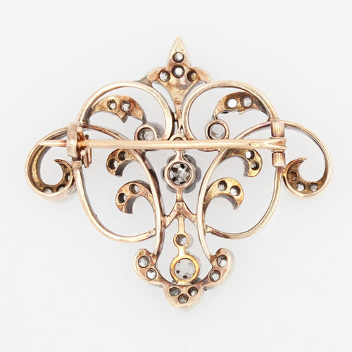 Broche Broche ancienne fleur de lys diamants 58 Facettes 11-108