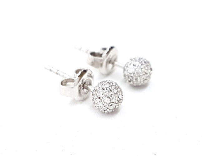 Boucles d'oreilles Boucles d'oreilles Or blanc Diamant 58 Facettes 578647RV