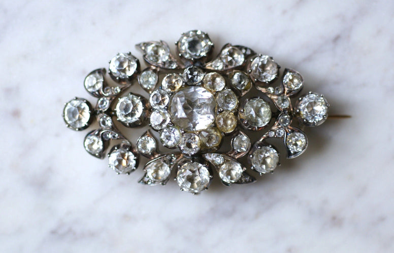 Broche pendentif pierres du Rhin 58 Facettes