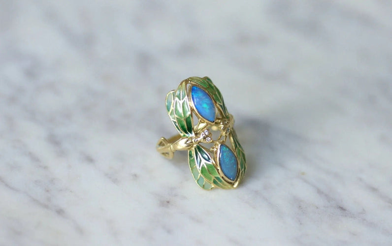 Bague Bague Art Nouveau Libellule Or Jaune Opales Diamants Email 58 Facettes