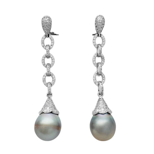 Boucles d'oreilles Boucles d'oreilles pendantes en or blanc, diamants et perles. 58 Facettes 33494