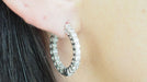 Boucles d'oreilles Créoles en Or blanc et Diamants 58 Facettes F4883