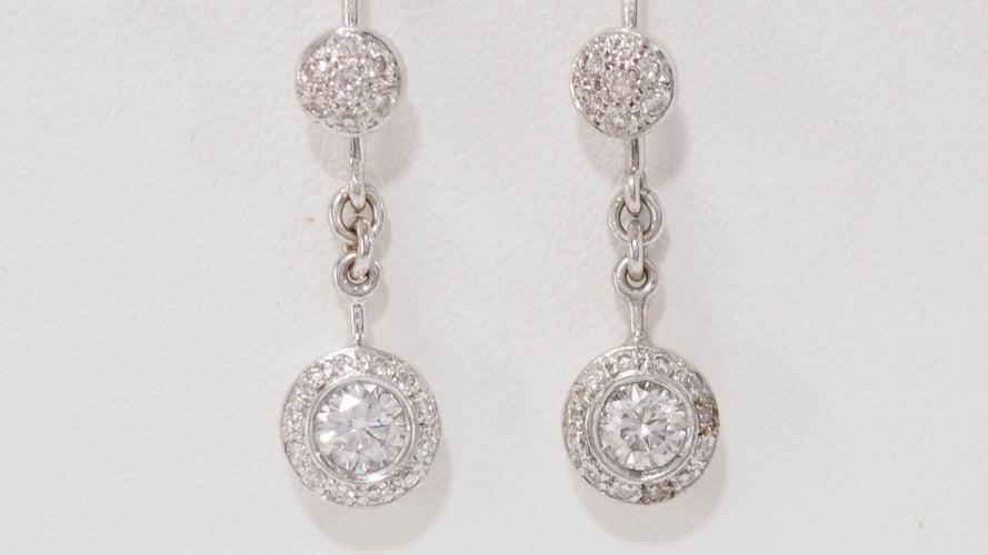 Boucles d'oreilles 23mm Pendants d'oreilles en or blanc et diamants 58 Facettes 31301