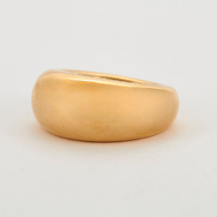 Bague 51 CHAUMET - Large anneau en or jaune 58 Facettes