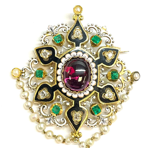 Broche Parure ancienne en or 18 carats néo renaissance 58 Facettes